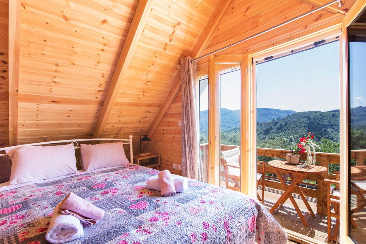Romantic Tree House Kato Pavliana Exterior photo